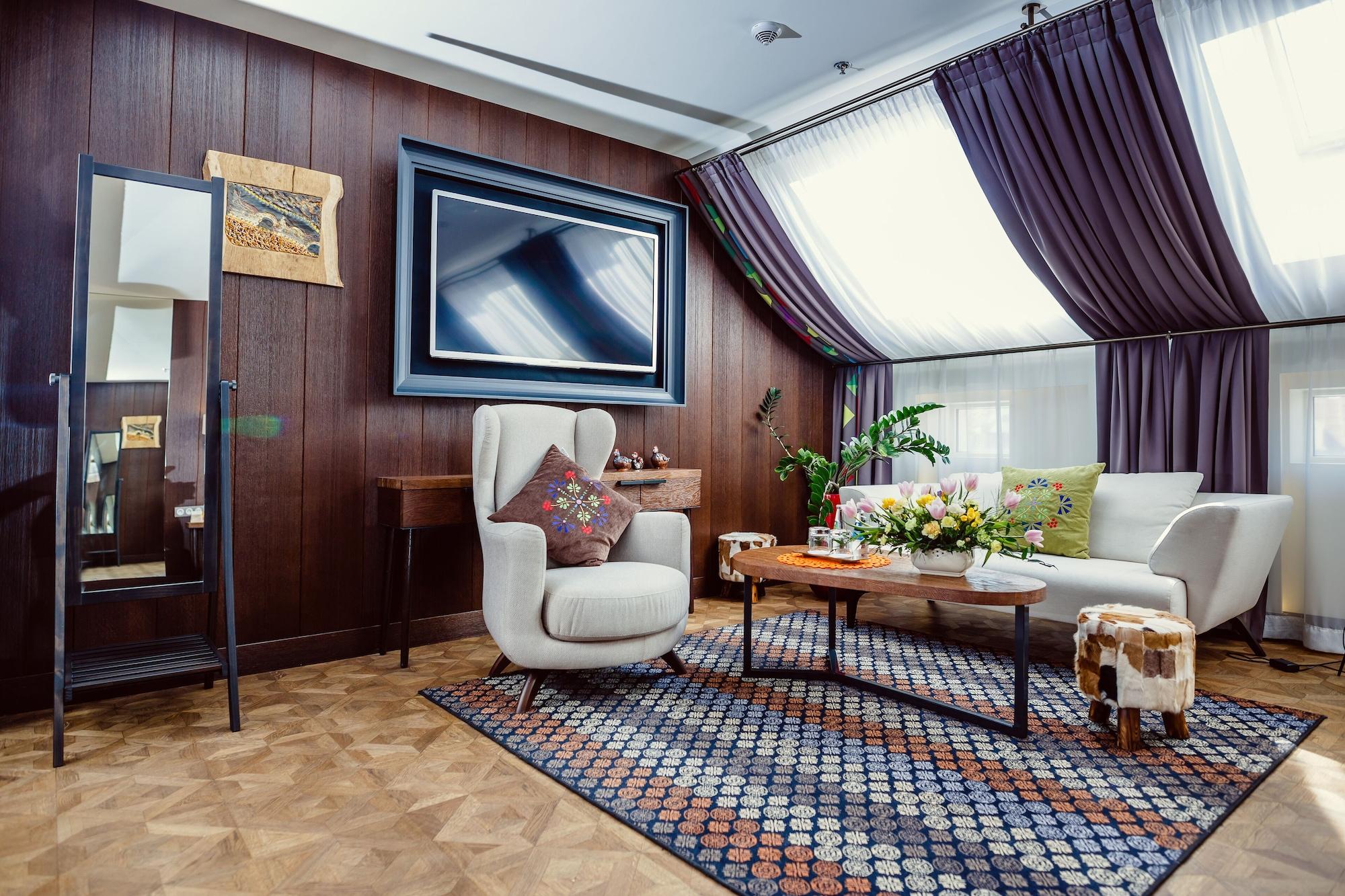 Hotel Bristol Tradition And Luxury Rzeszów Eksteriør billede A living room