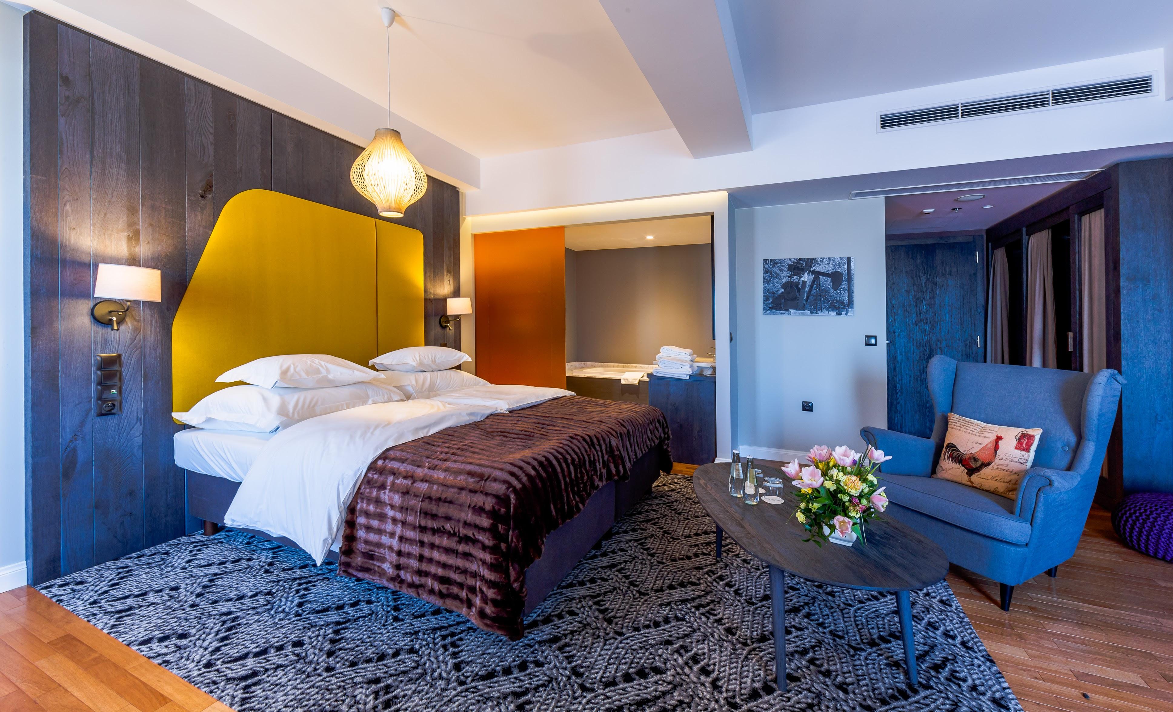 Hotel Bristol Tradition And Luxury Rzeszów Eksteriør billede Suite