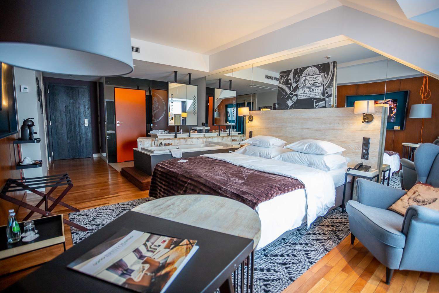 Hotel Bristol Tradition And Luxury Rzeszów Eksteriør billede Suite